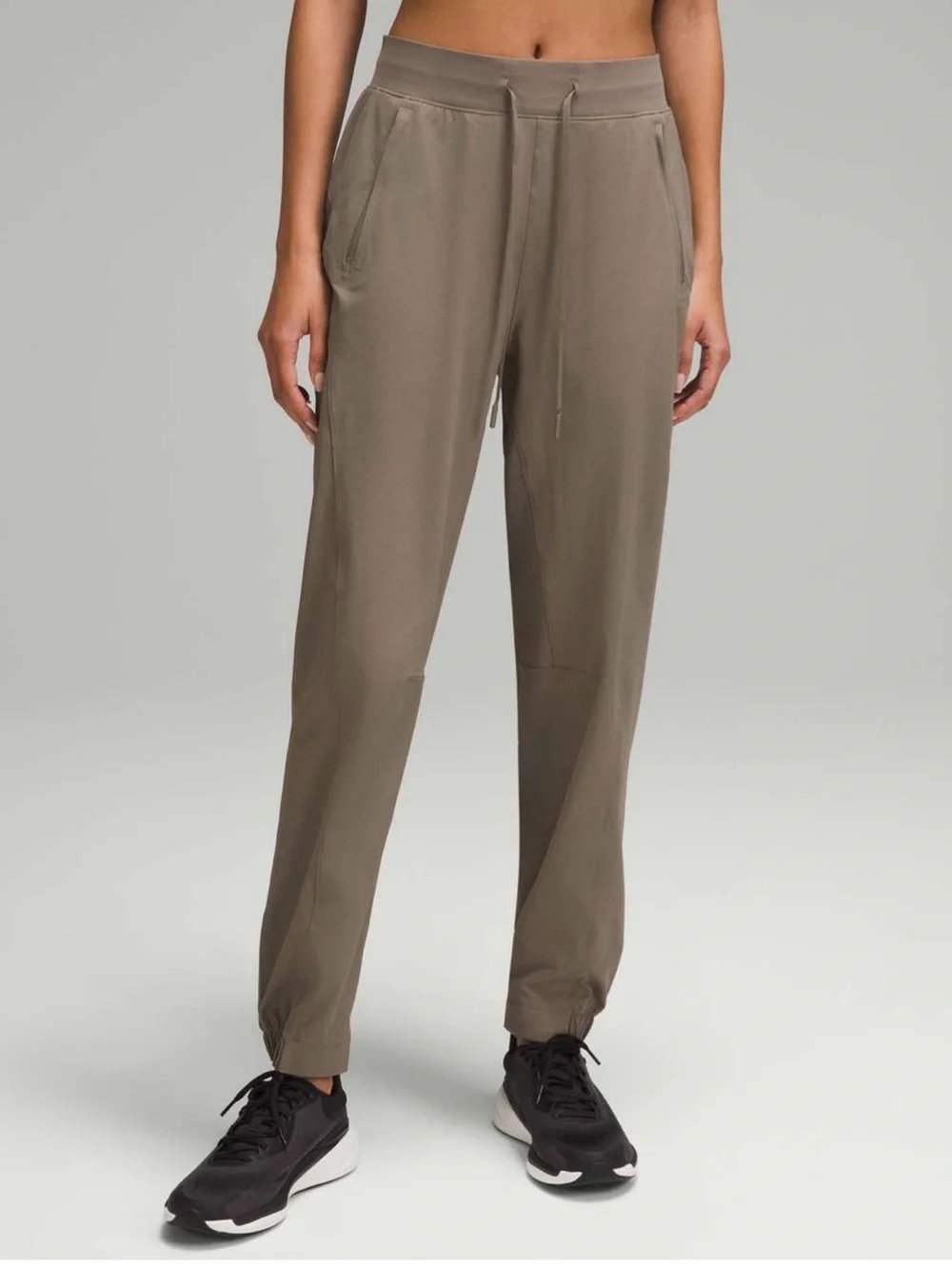 Women's Lululemon License To Train High Rise Pant - Nomad - Size 4
